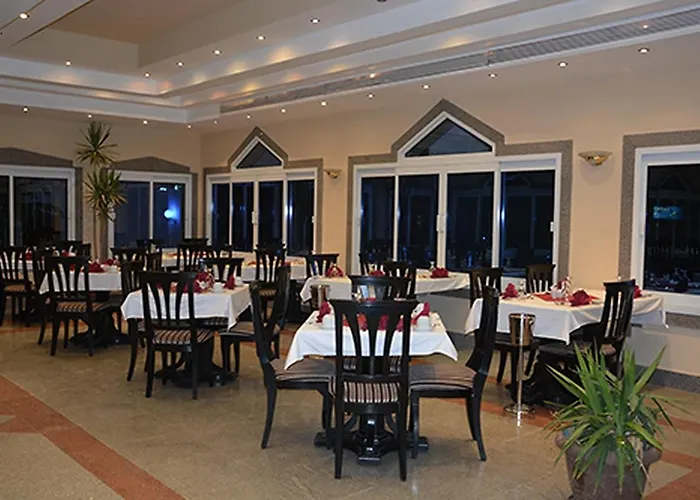 Enjoy At Le Mirage New Tiran Naama Bay Sharm el Sheikh